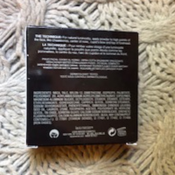 *HOST PICK* Laura Mercier Matte Radiance Baked Powder *NEW* - Picture 4 of 8